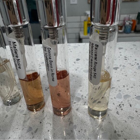 Designer Perfume Discovery Bndl –Louis Vuitton, Valentino, Carolina Herrera, MFK - Picture 5 of 7